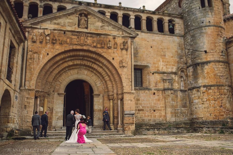 fotos de boda en el palacio de Mijares en Cantabria